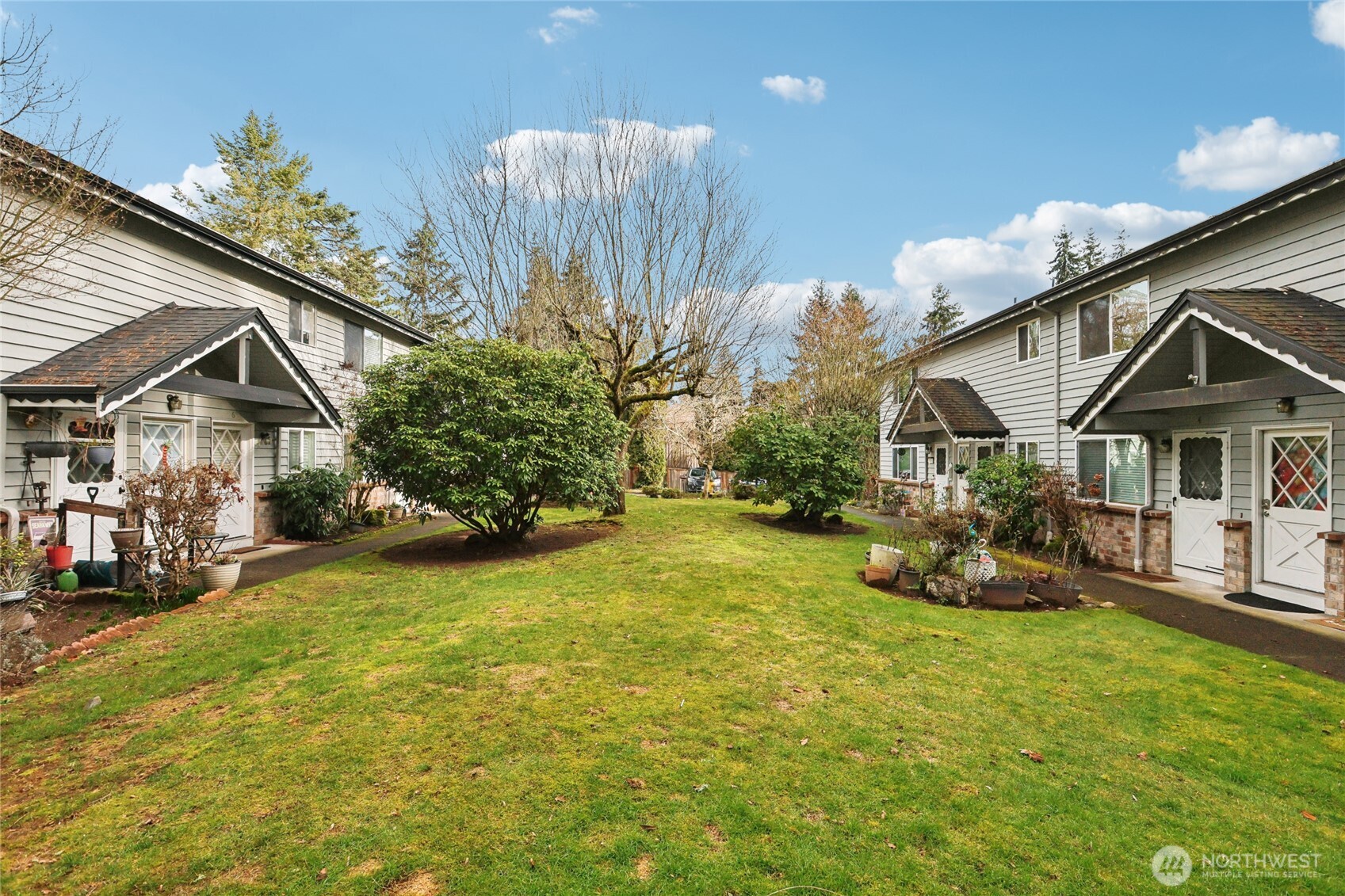 7909 218th Street SW #4, Edmonds, WA 98026