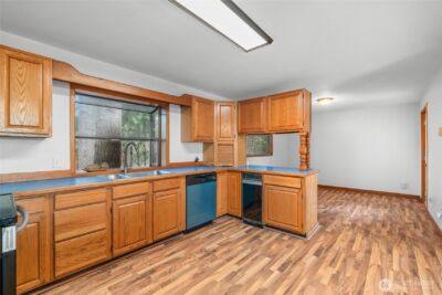 230 E Stavis Road , Shelton, WA 98584 - Photo 7