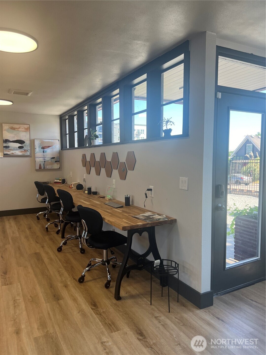3219 6th Avenue , Tacoma, WA 98406