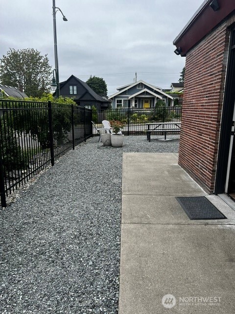 3219 6th Avenue , Tacoma, WA 98406