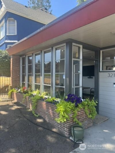 3219 6th Avenue , Tacoma, WA 98406 - Photo 2