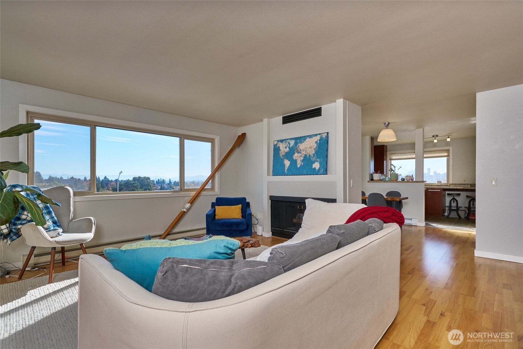 812 N 42nd Street #301, Seattle, WA 98103