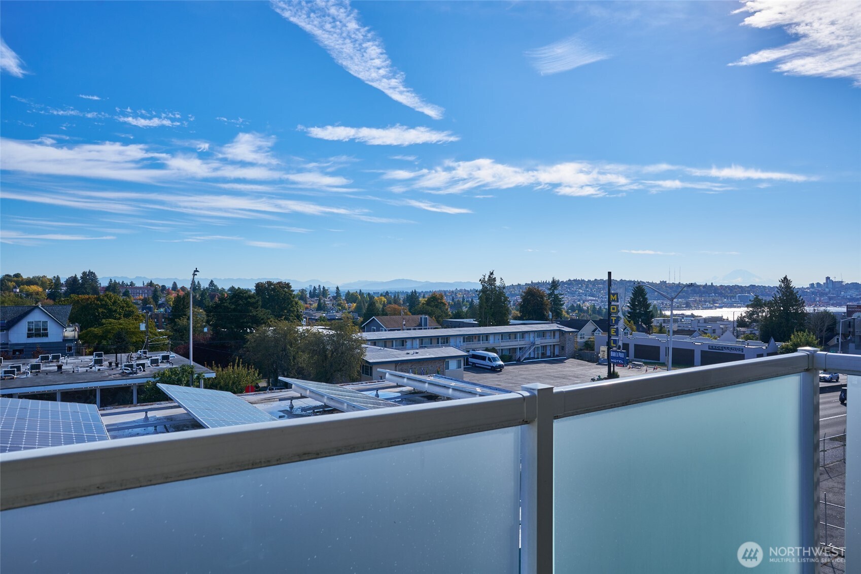 812 N 42nd Street #301, Seattle, WA 98103