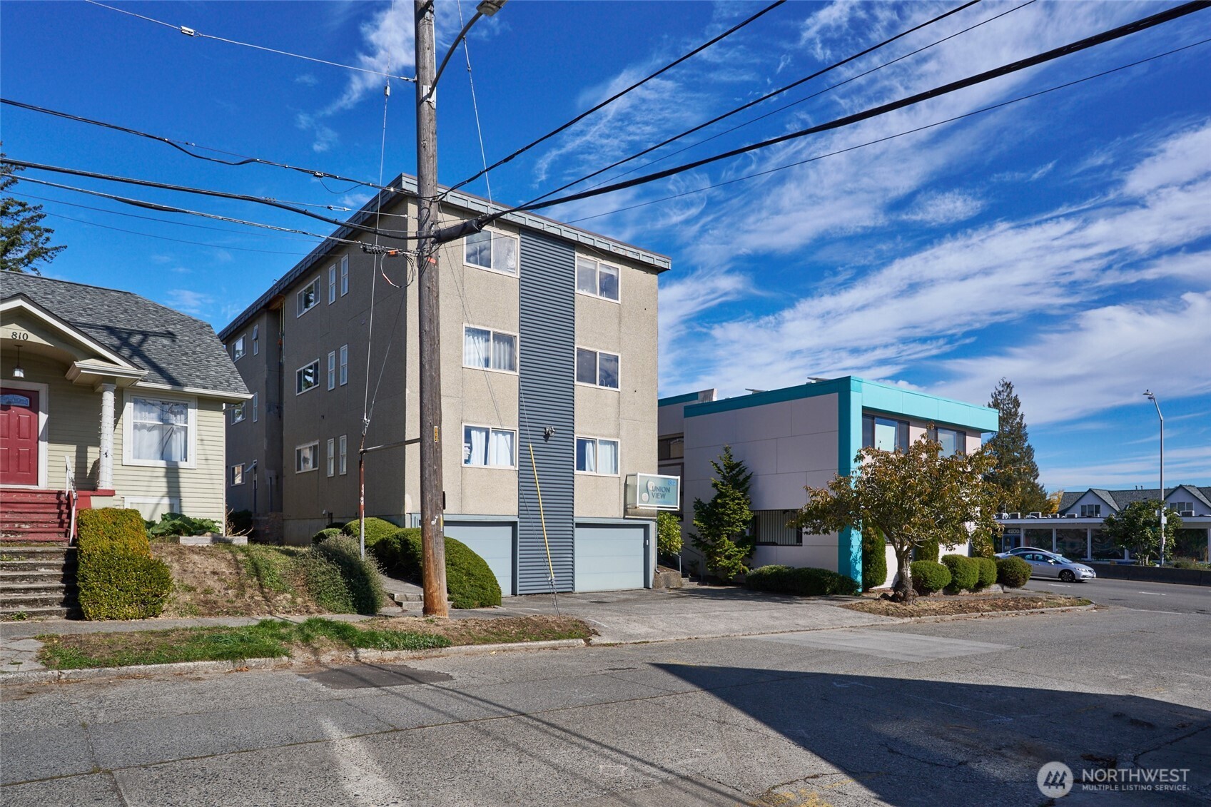 812 N 42nd Street #301, Seattle, WA 98103