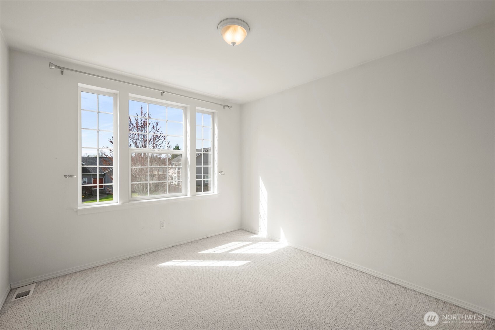 530 Hackmann Street , Buckley, WA 98321