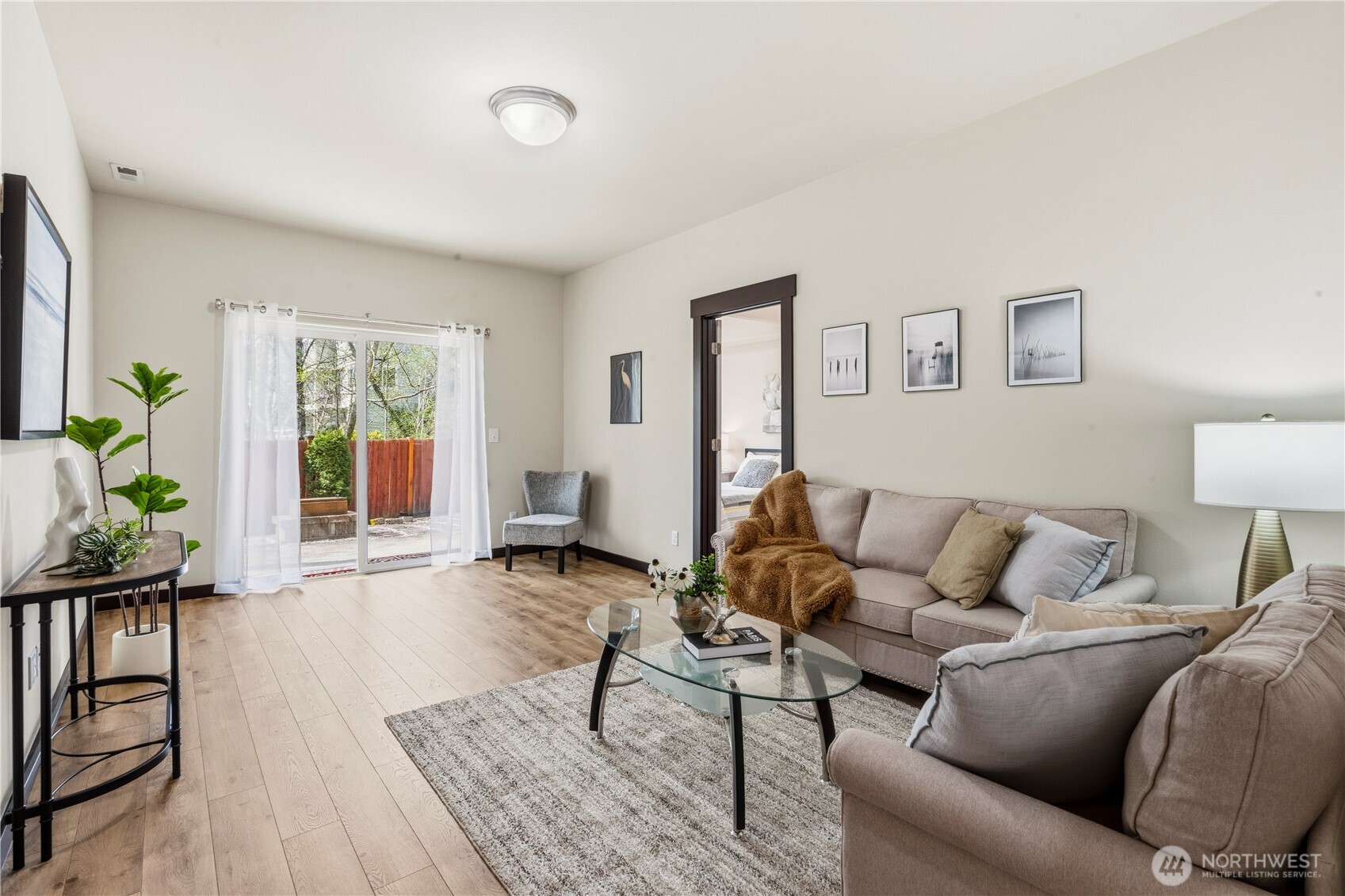 14504 17th Avenue W, Lynnwood, WA 98087