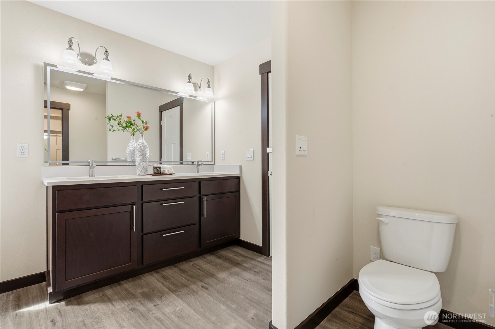 14504 17th Avenue W, Lynnwood, WA 98087