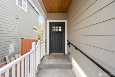 14504 17th Avenue W, Lynnwood, WA 98087 - Photo 2