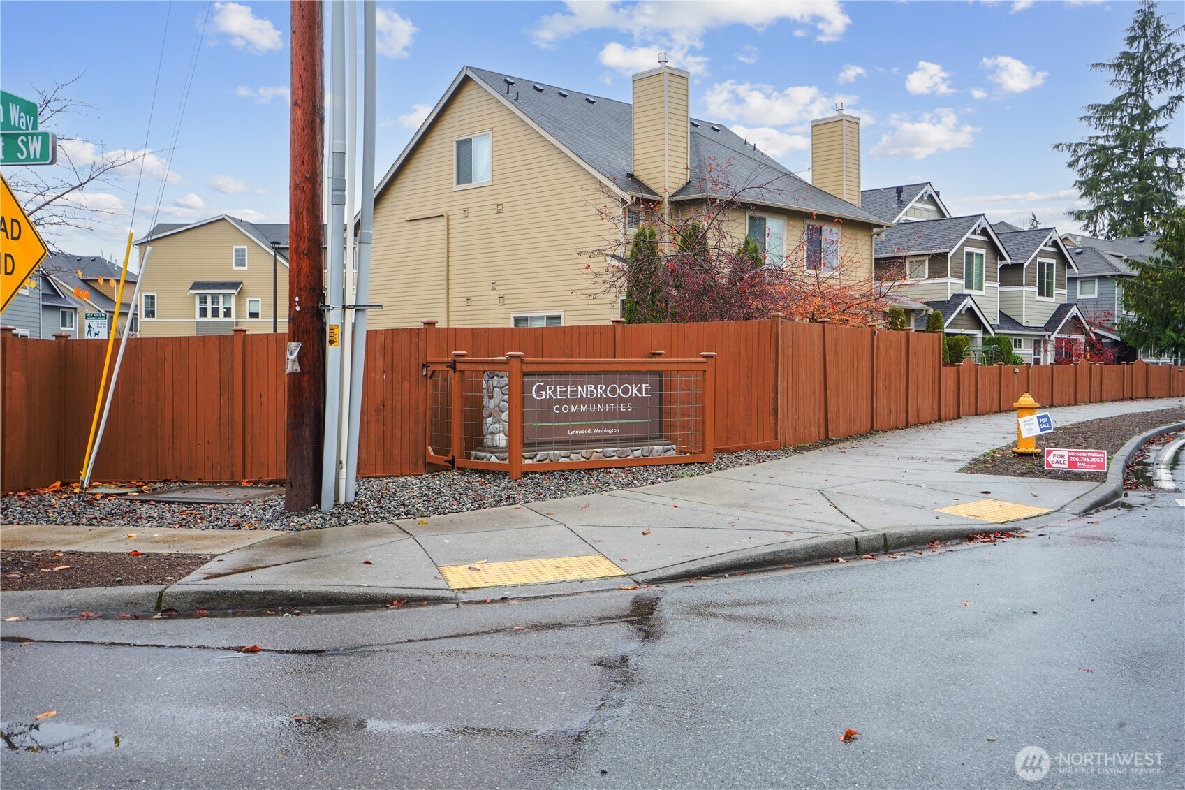 14504 17th Avenue W, Lynnwood, WA 98087