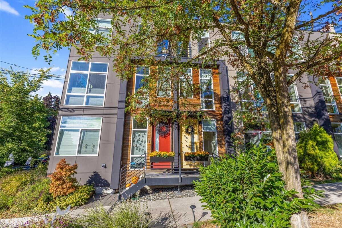 1602 E Marion Street , Seattle, WA 98122