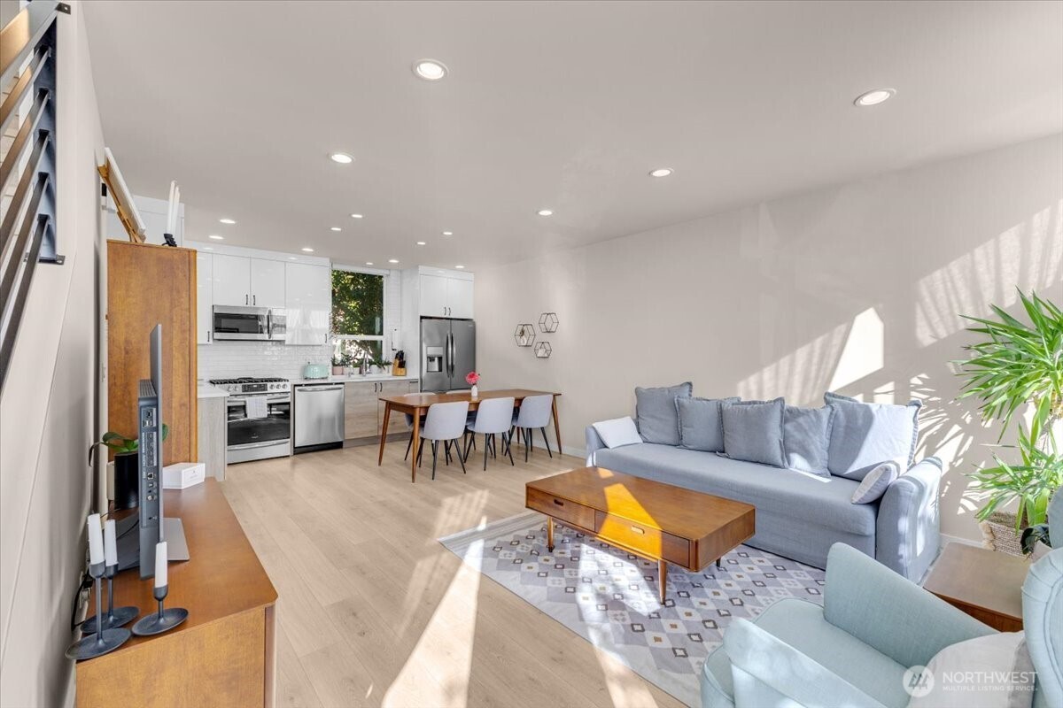 1602 E Marion Street , Seattle, WA 98122