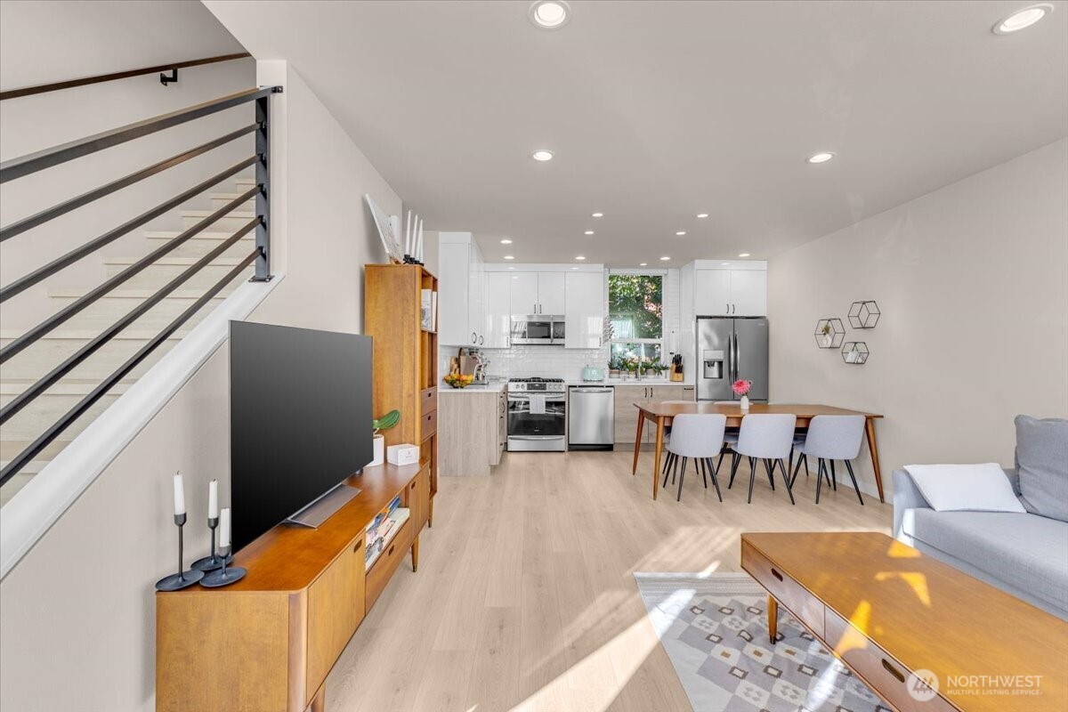 1602 E Marion Street , Seattle, WA 98122