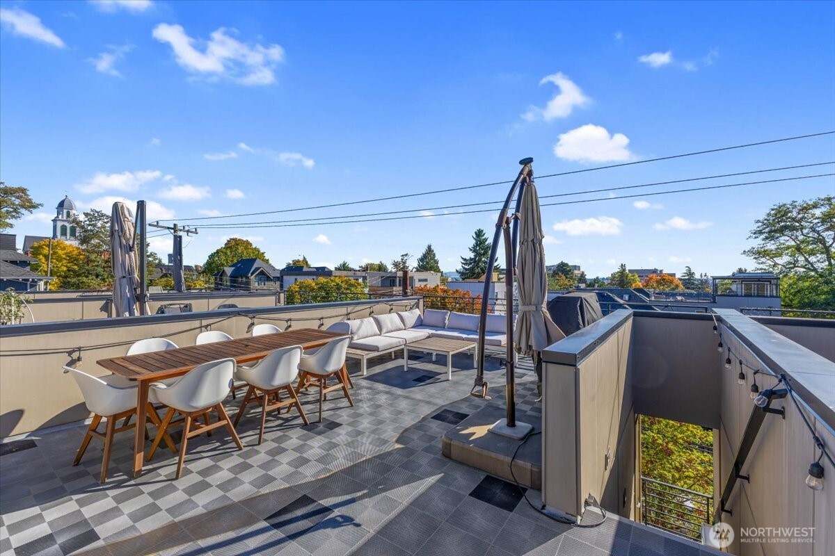 1602 E Marion Street , Seattle, WA 98122