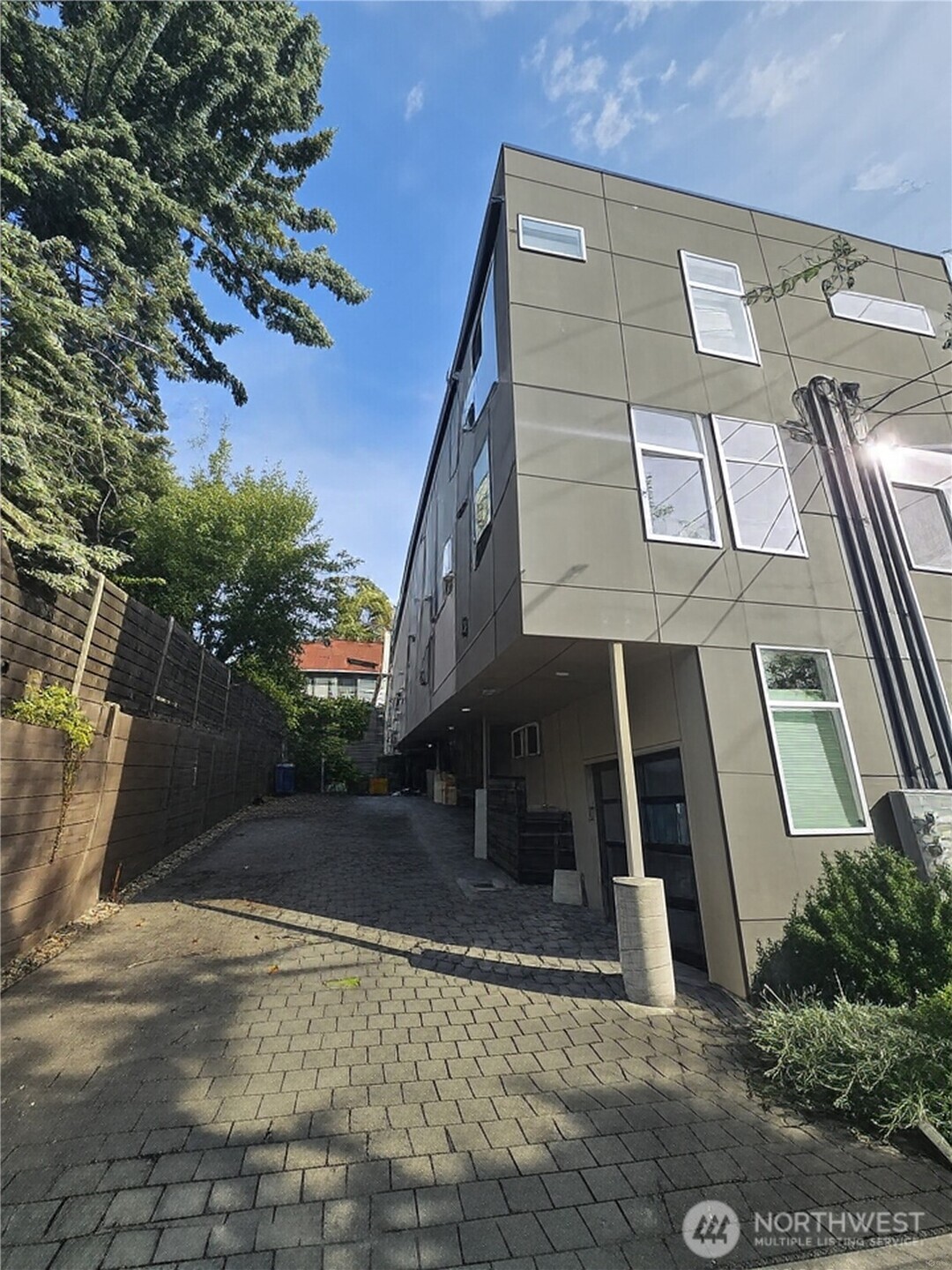 1602 E Marion Street , Seattle, WA 98122