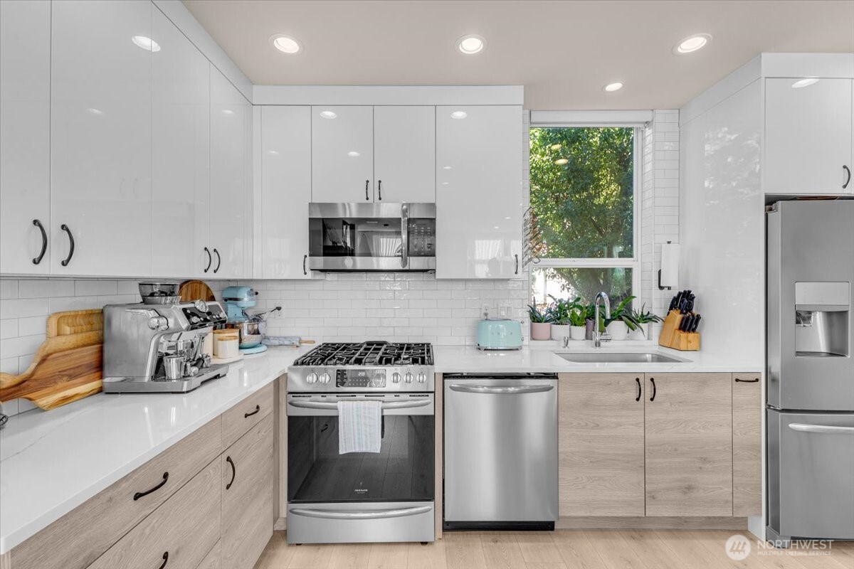 1602 E Marion Street , Seattle, WA 98122