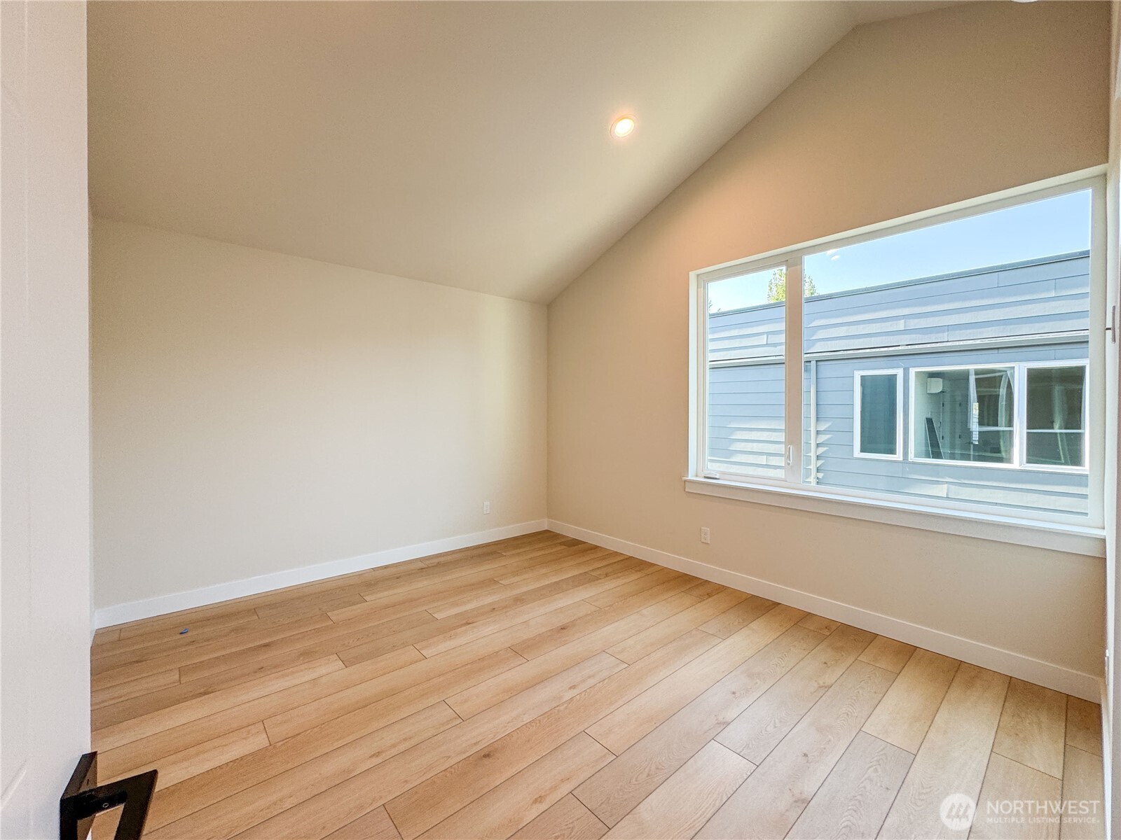 6909 42nd Avenue S #A, Seattle, WA 98118