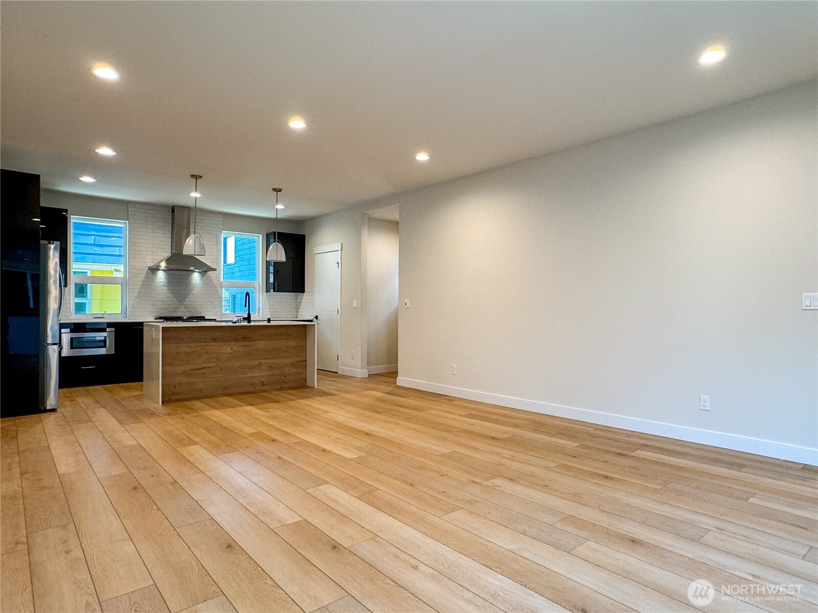 6909 42nd Avenue S #A, Seattle, WA 98118
