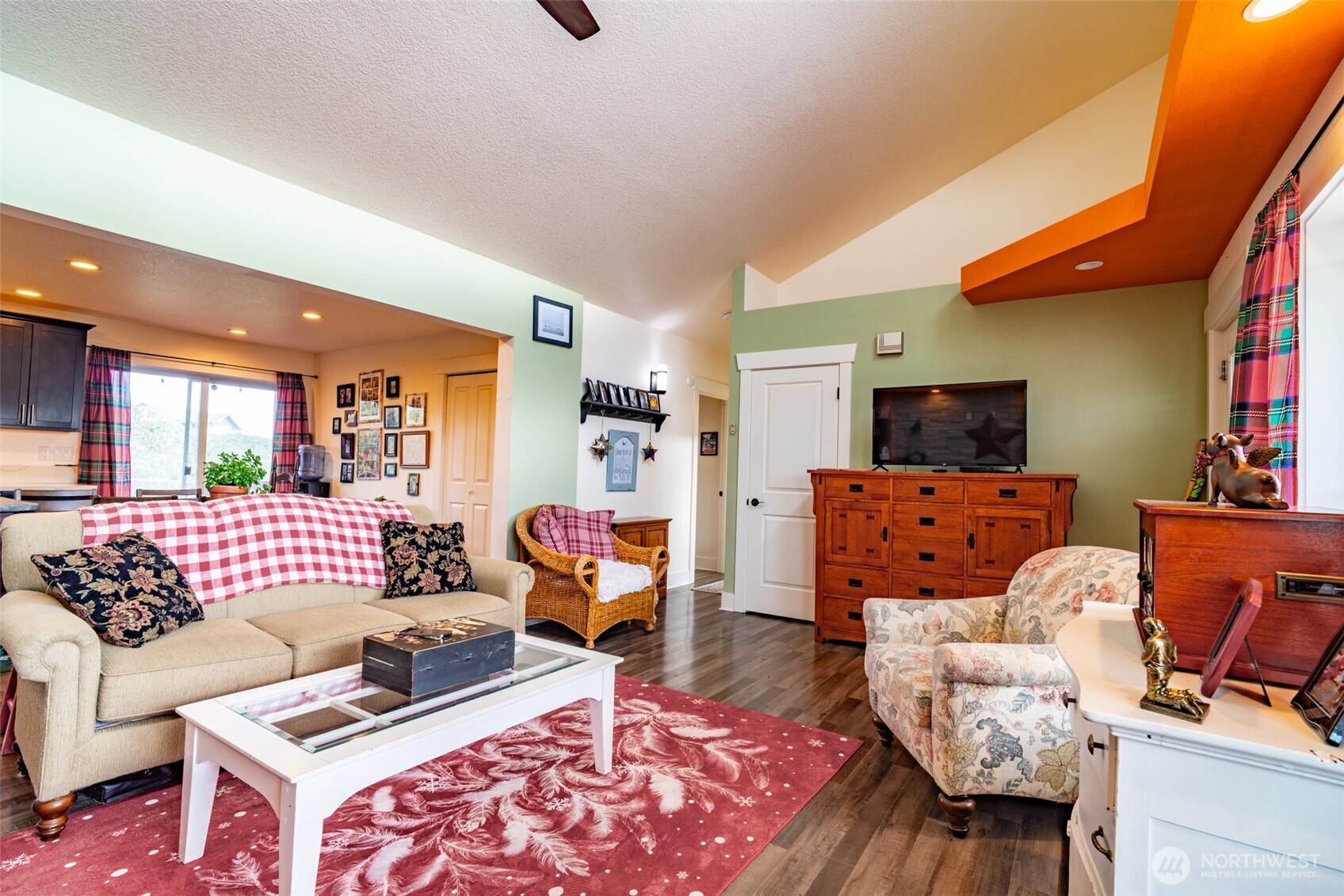 98569 SW 1116 Glendover Court SW, Ocean Shores, WA 98569