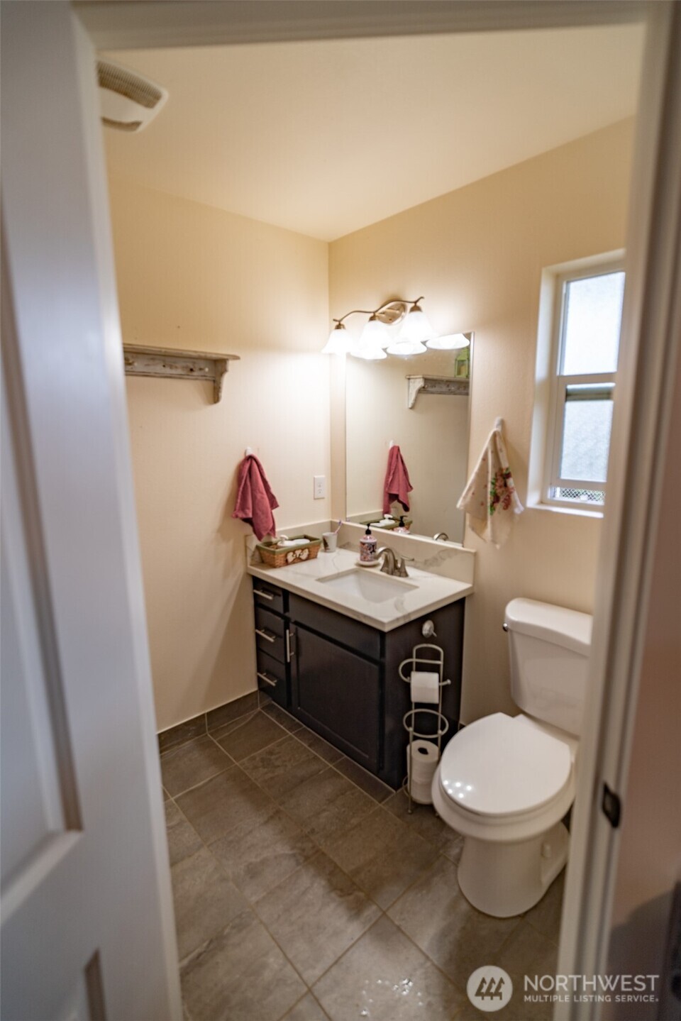 98569 SW 1116 Glendover Court SW, Ocean Shores, WA 98569