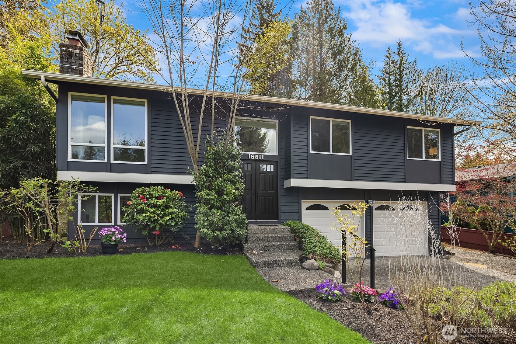 16611 NE 108th Place , Redmond, WA 98052