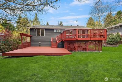 16611 NE 108th Place , Redmond, WA 98052 - Photo 2