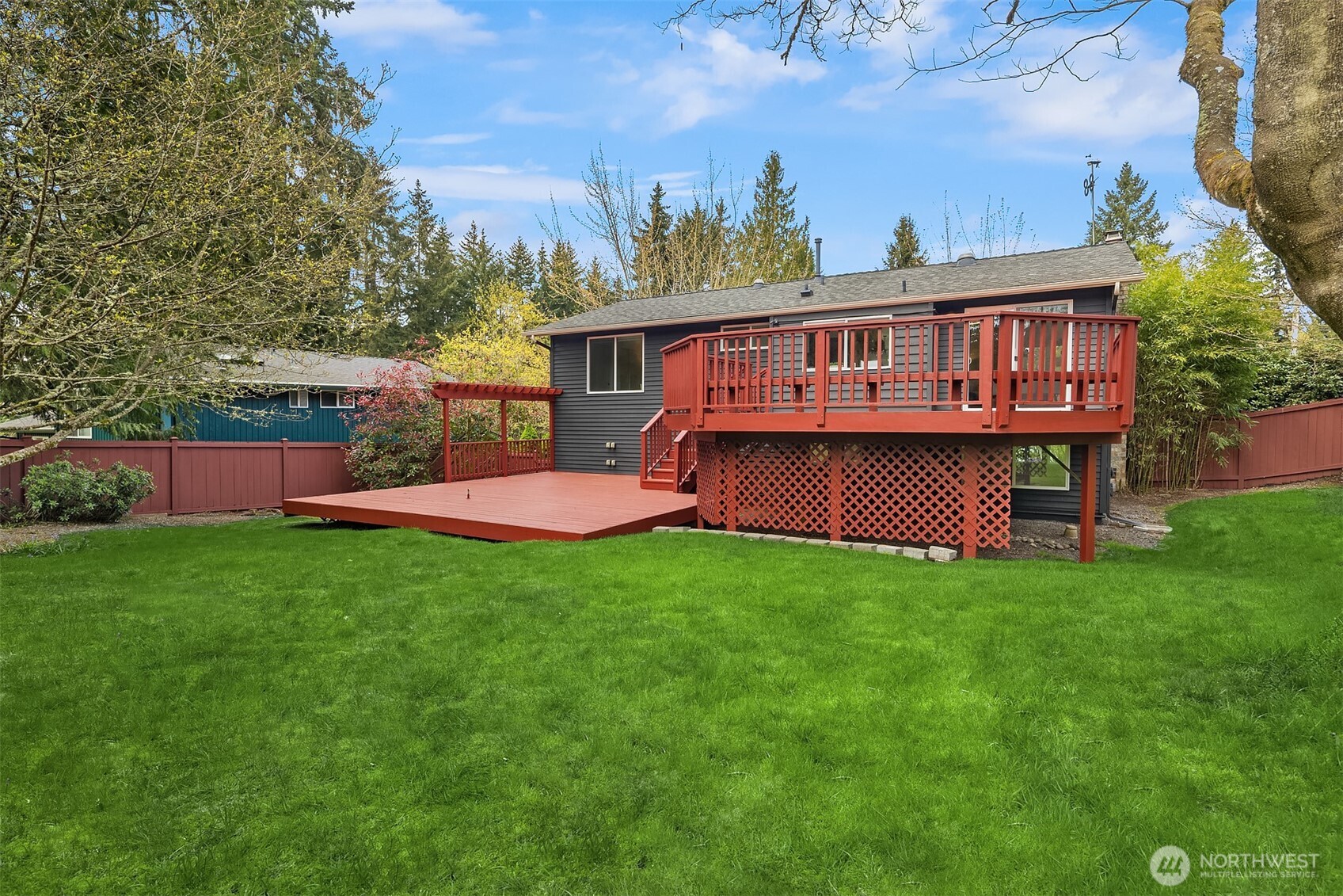 16611 NE 108th Place , Redmond, WA 98052