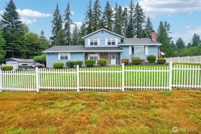 2032 W Dove Avenue , La Center, WA 98629