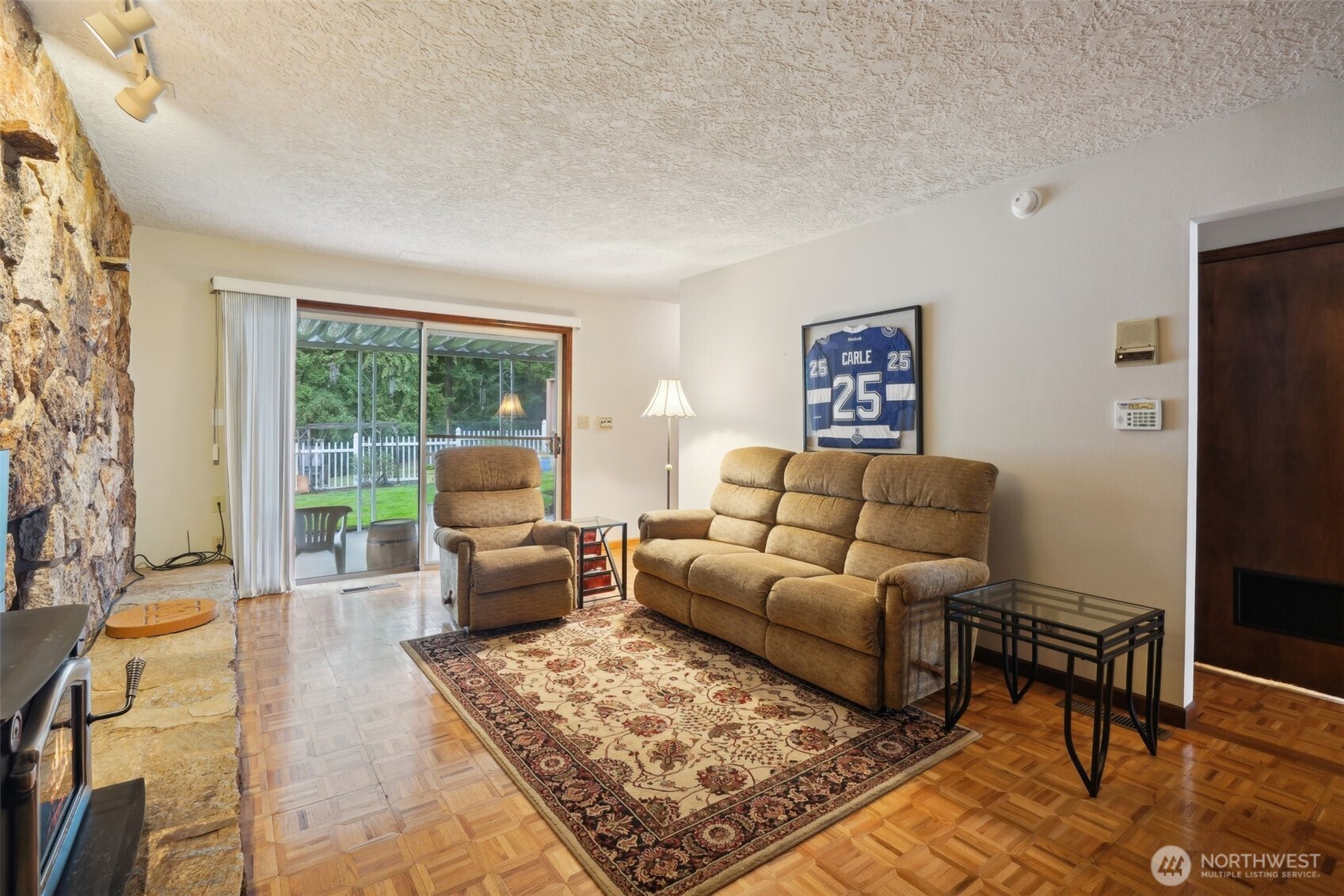 2032 W Dove Avenue , La Center, WA 98629