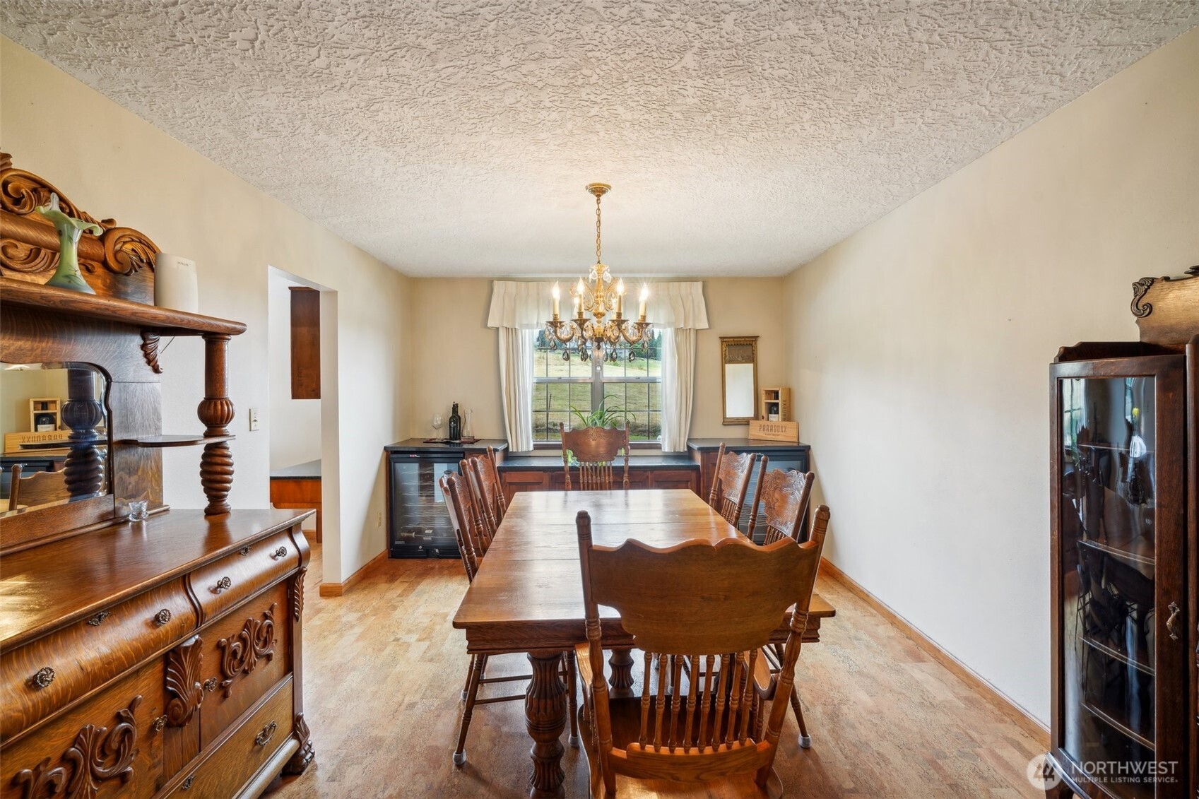 2032 W Dove Avenue , La Center, WA 98629