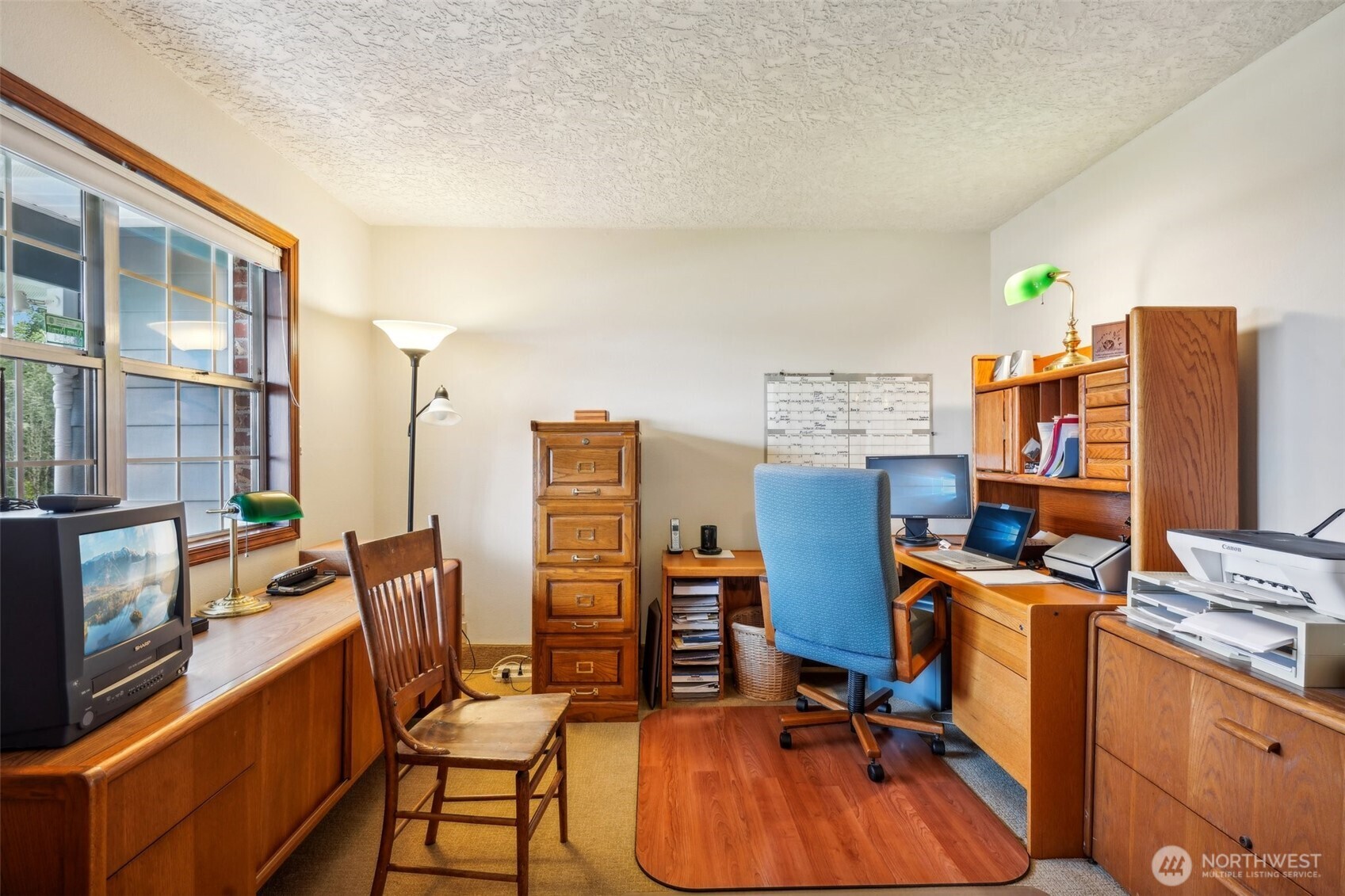 2032 W Dove Avenue , La Center, WA 98629