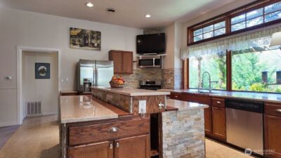 21214 Wildwood Place , Sedro Woolley, WA 98284 - Photo 17