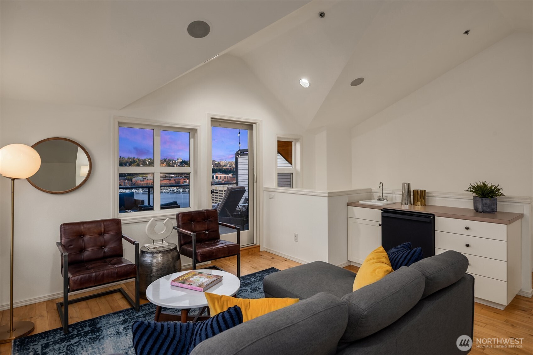 1416 6th Avenue N, Seattle, WA 98109