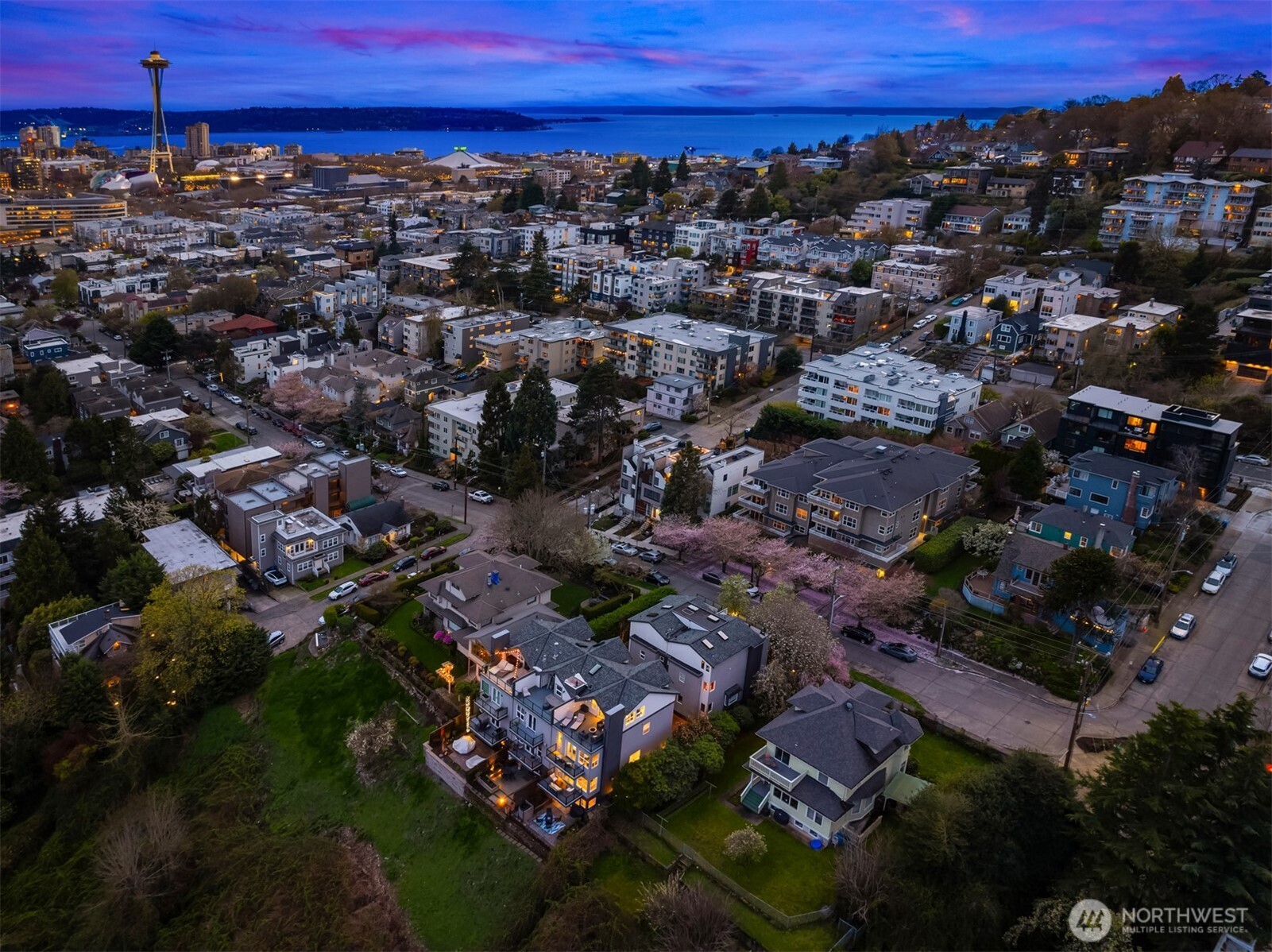 1416 6th Avenue N, Seattle, WA 98109