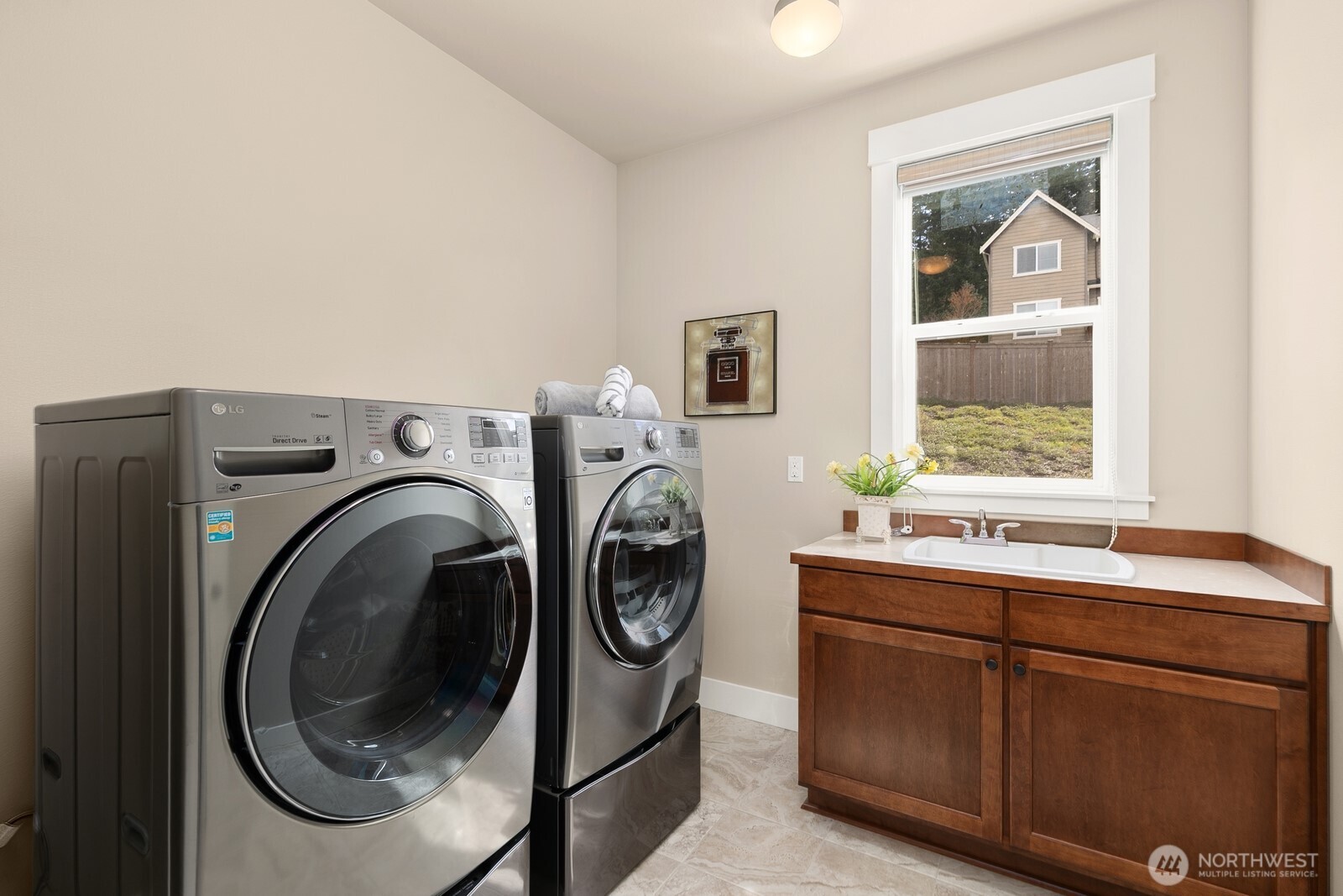 7050 171st Avenue SE, Bellevue, WA 98006