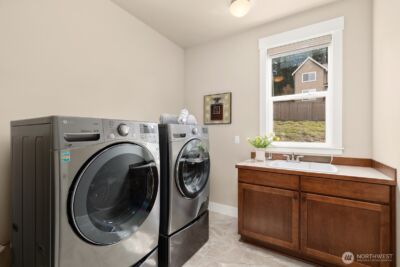 7050 171st Avenue SE, Bellevue, WA 98006 - Photo 29