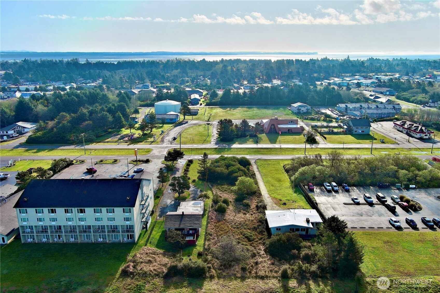 823 Ocean Shores Boulevard NW, Ocean Shores, WA 98569