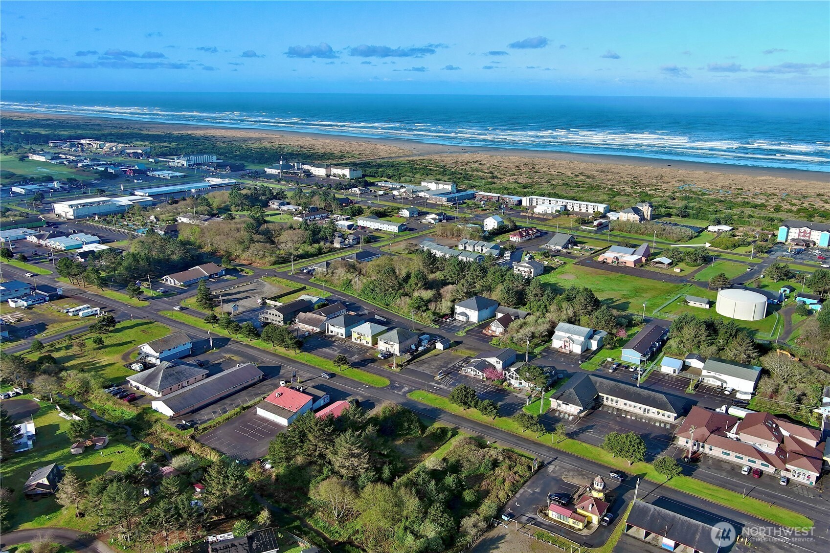 823 Ocean Shores Boulevard NW, Ocean Shores, WA 98569