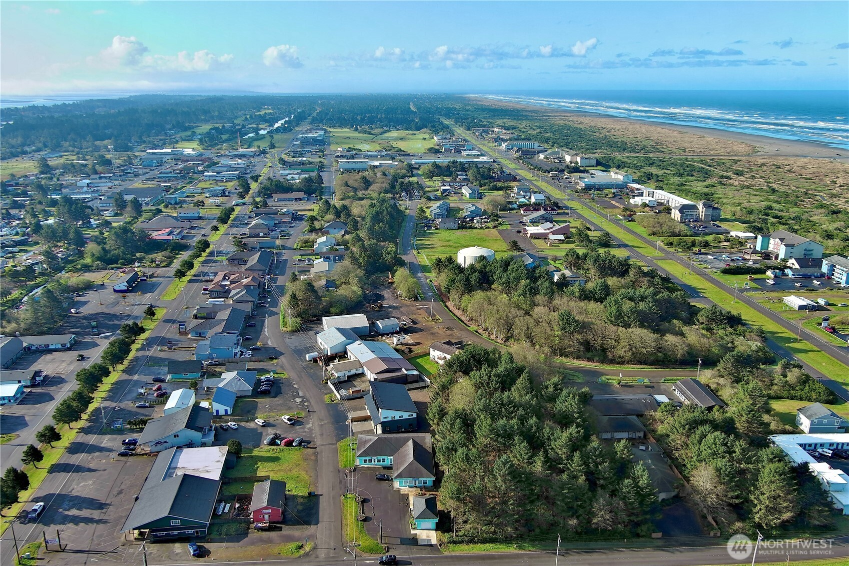 823 Ocean Shores Boulevard NW, Ocean Shores, WA 98569