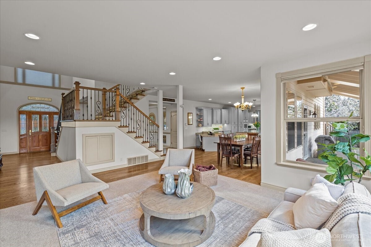6417 158th Street SE, Snohomish, WA 98296-4537