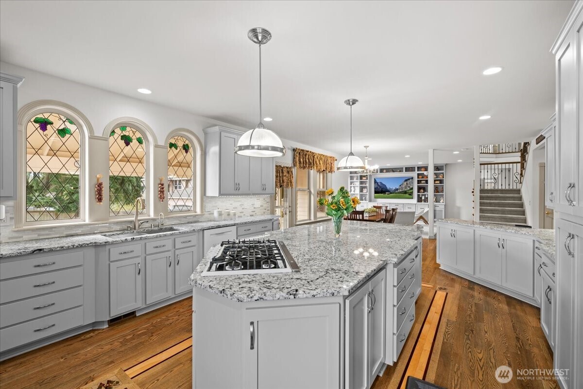 6417 158th Street SE, Snohomish, WA 98296-4537