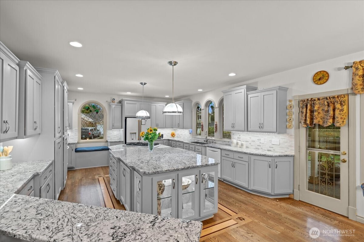 6417 158th Street SE, Snohomish, WA 98296-4537