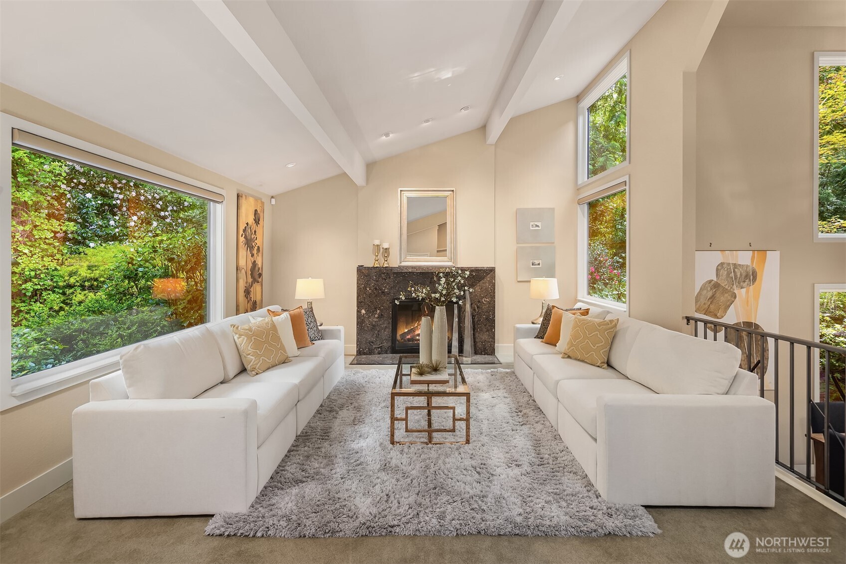 25137 SE Mirrormont Place , Issaquah, WA 98027