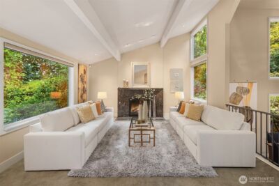 25137 SE Mirrormont Place , Issaquah, WA 98027 - Photo 2