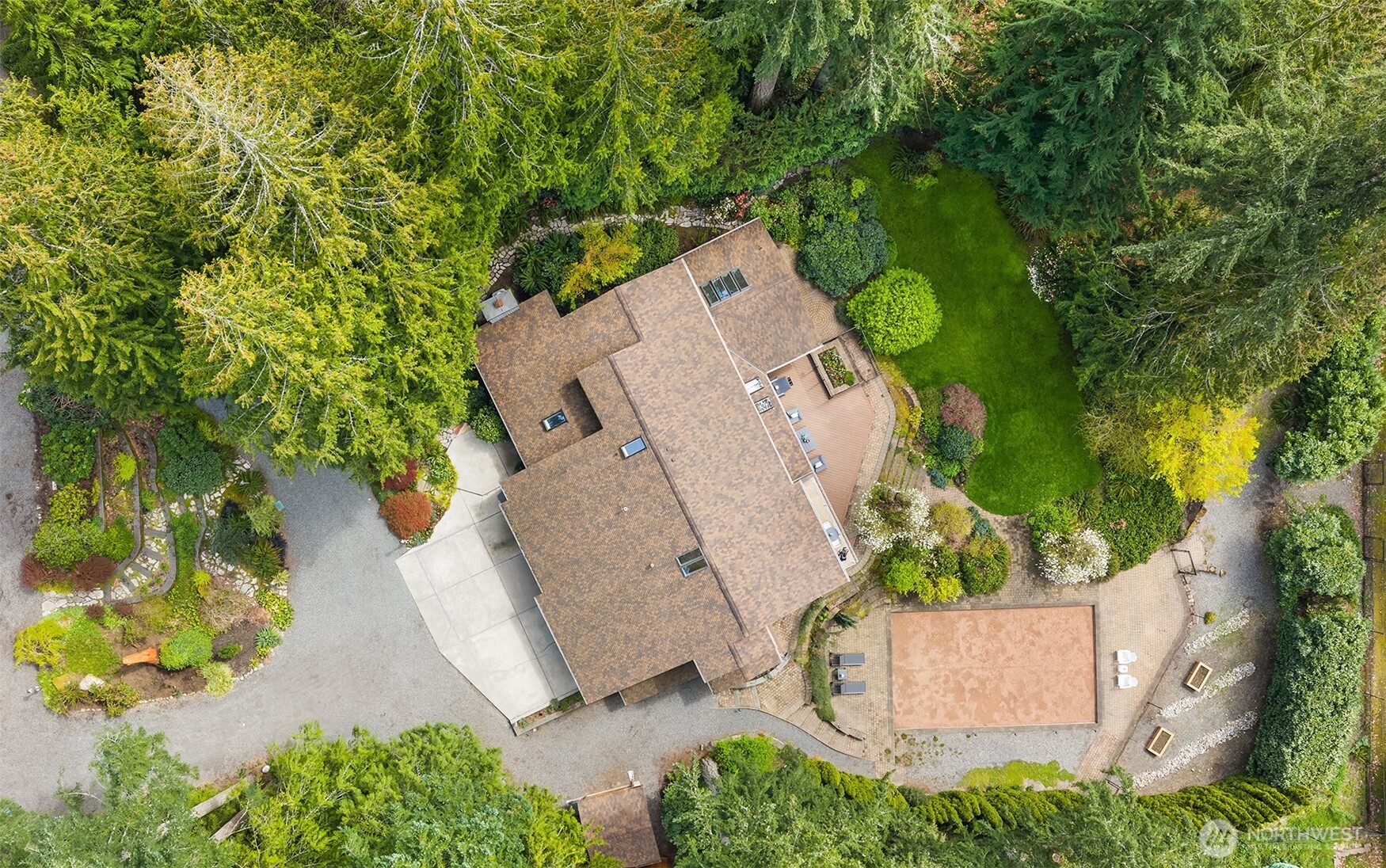25137 SE Mirrormont Place , Issaquah, WA 98027