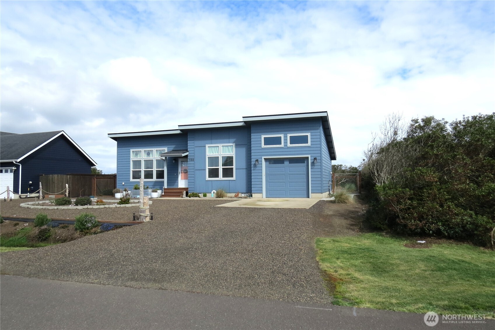 1188 Greenview Avenue SW, Ocean Shores, WA 98569