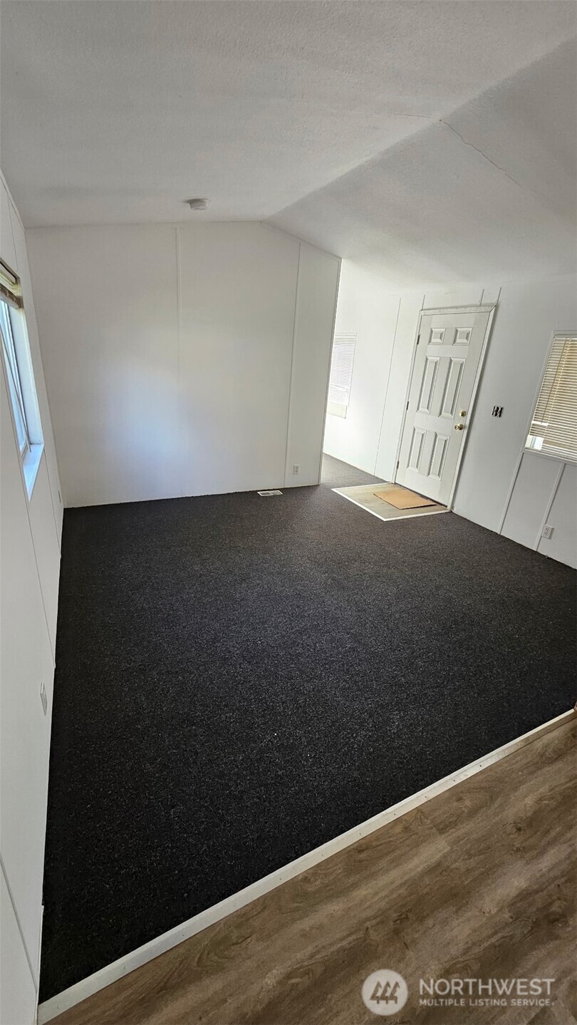 5705 Litterock Road SW #32, Tumwater, WA 98512