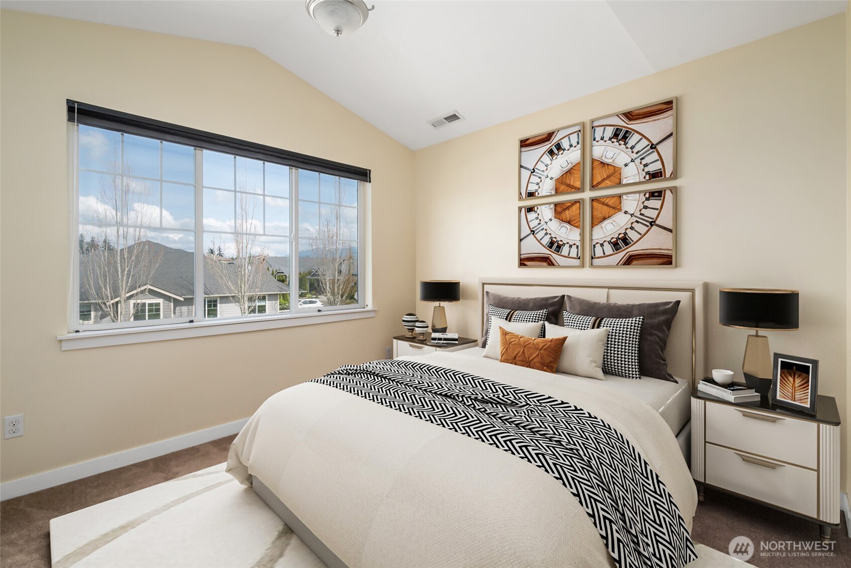3015 Loch Ness Loop , Mount Vernon, WA 98273