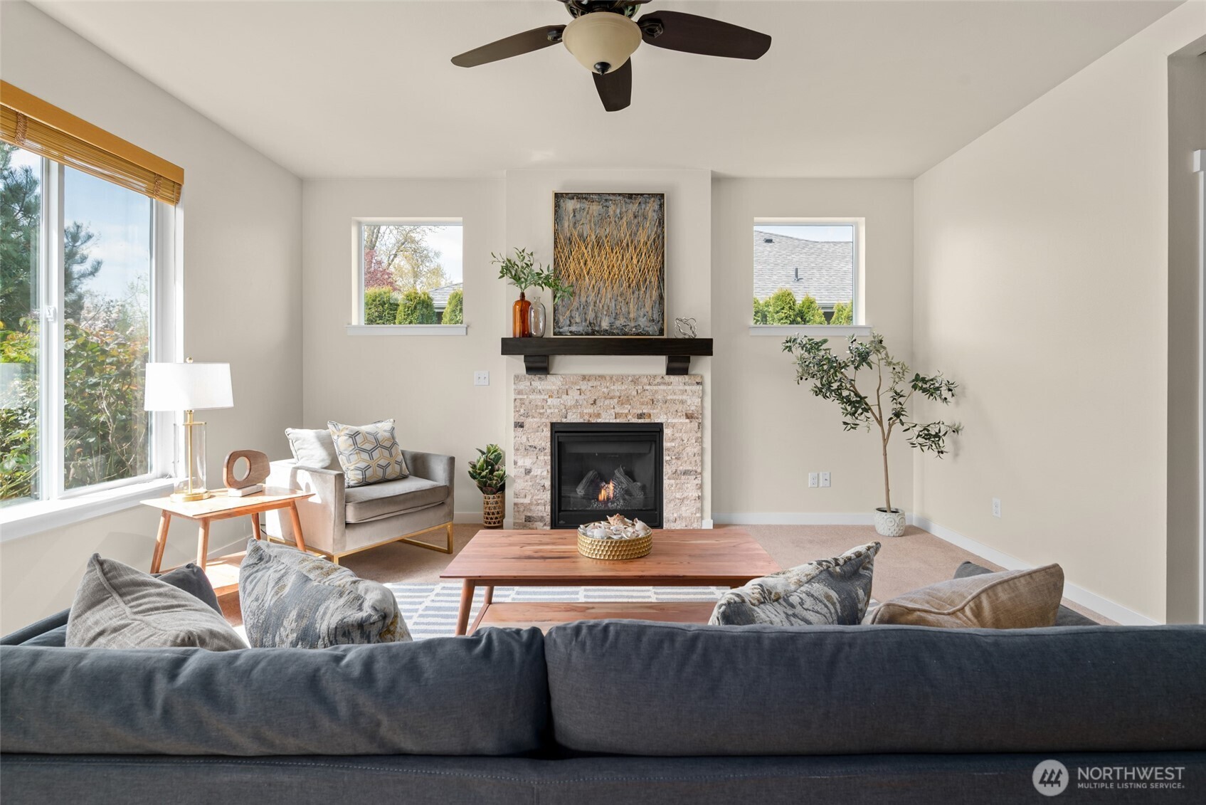 3015 Loch Ness Loop , Mount Vernon, WA 98273