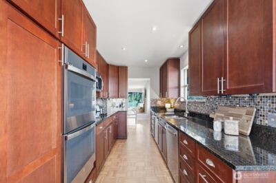 6303 Wilson Avenue S, Seattle, WA 98118 - Photo 11