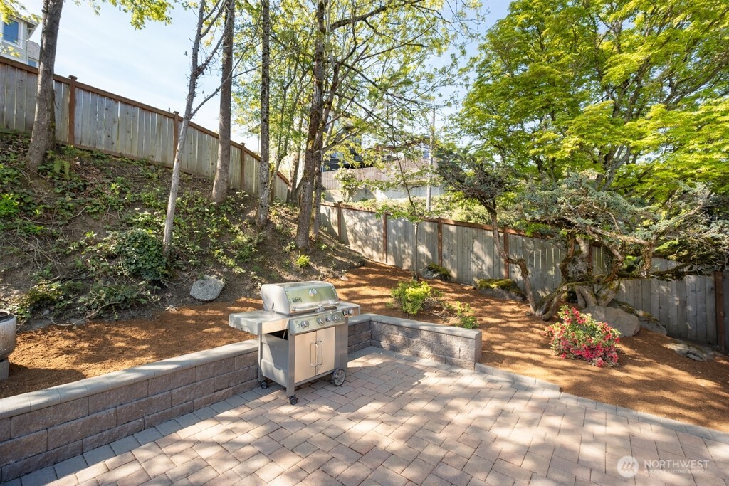 6303 Wilson Avenue S, Seattle, WA 98118